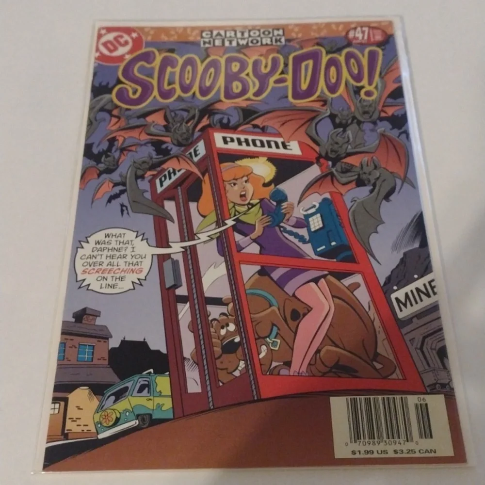 DC COMICS - Picture 2 of 3